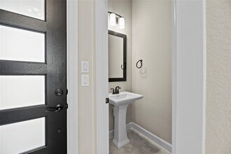 15207 Spanish Ranchos Wy in Cypress, TX - Building Photo - Building Photo
