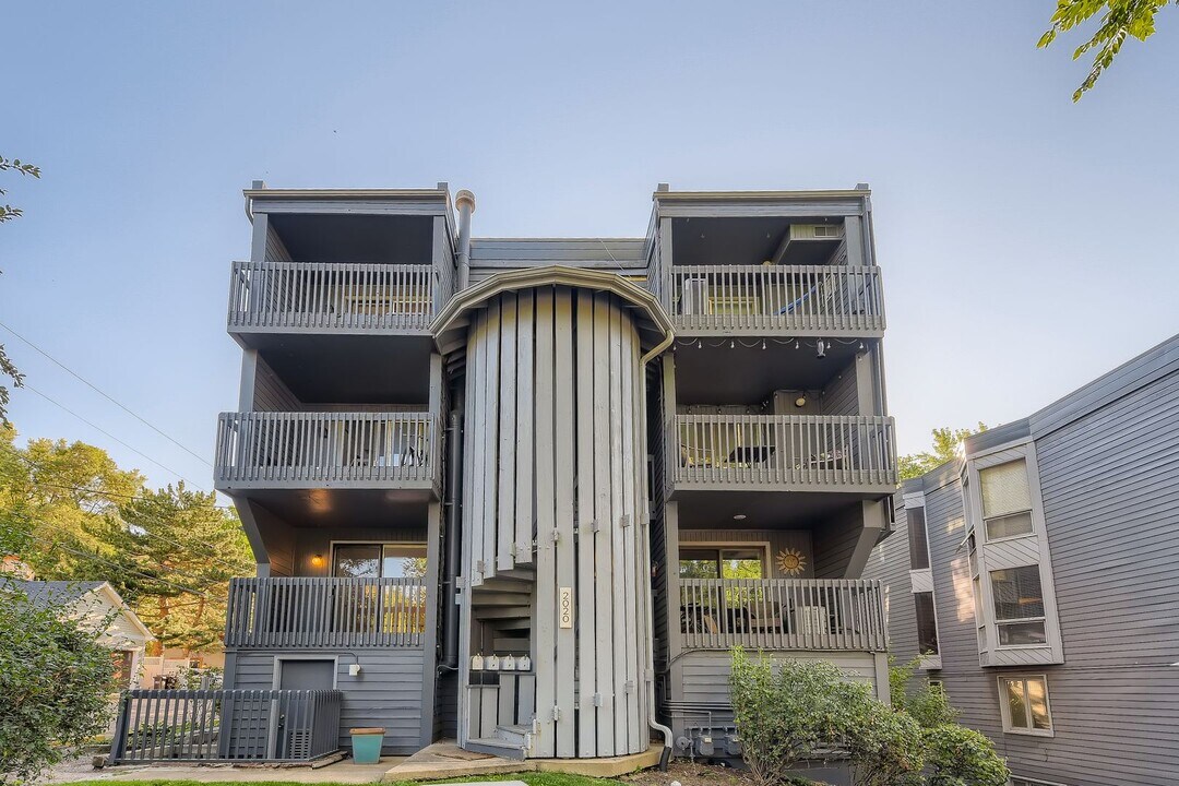 2020 5th St in Boulder, CO - Building Photo