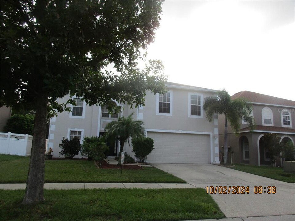 2623 Hunley Loop in Kissimmee, FL - Foto de edificio