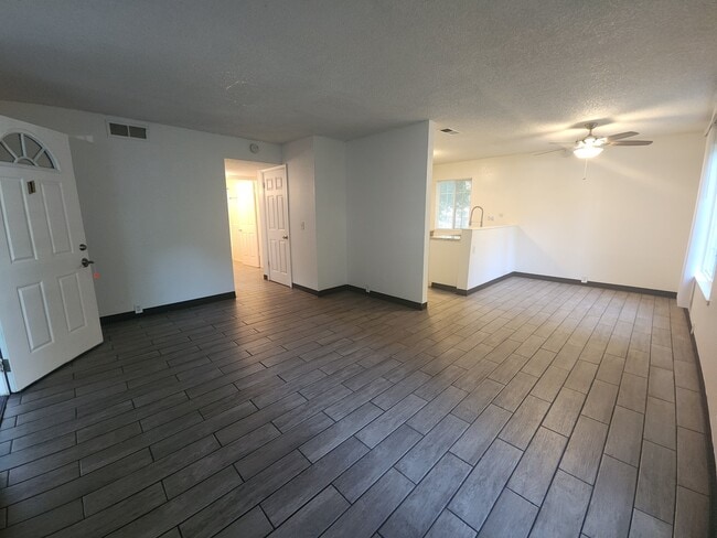 property at 1305 Grant St