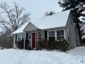 53 Lynwood Dr in Windham, CT - Building Photo