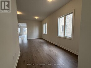 93 Boccella Cres in Richmond Hill, ON - Building Photo - Building Photo