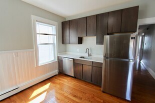 15 Elder St, Unit 1 in Boston, MA - Building Photo