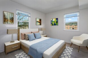 Hanover Courts in Washington, DC - Building Photo
