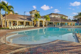 5037 Shoreway Loop in Orlando, FL - Building Photo - Building Photo