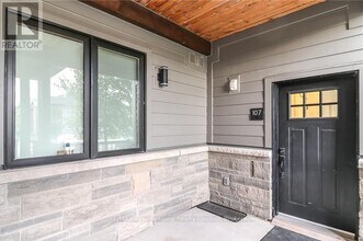 12 Beausoleil Ln in Blue Mountains, ON - Building Photo - Building Photo