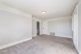 2131 Pacific Ave in Alameda, CA - Building Photo - Building Photo