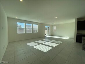 4217 Zilker Pk Ave in North Las Vegas, NV - Building Photo - Building Photo