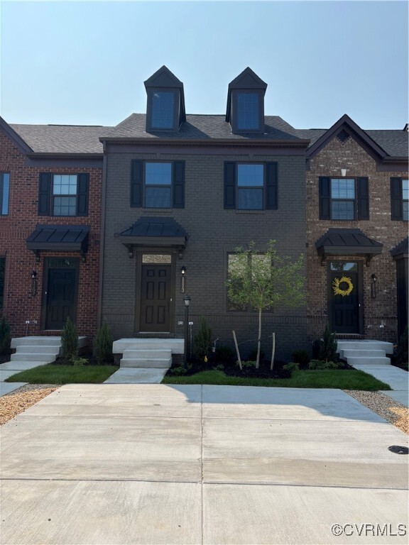 property at 1113 Arborway Ln