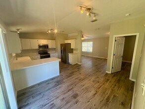 2027 Las Vegas Trail in Navarre, FL - Building Photo - Building Photo