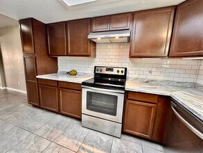 8141 NW 23rd St in Oklahoma City, OK - Building Photo - Building Photo