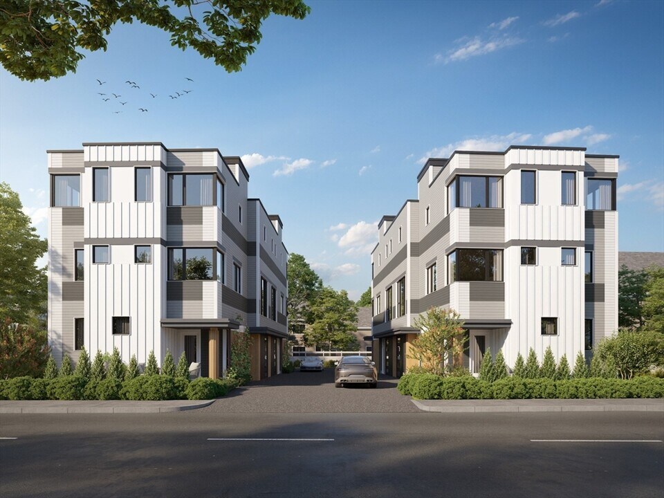 308 Newton St in Waltham, MA - Building Photo