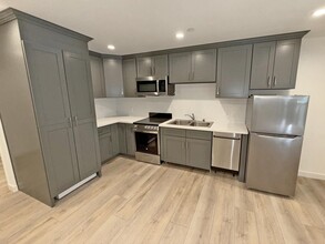5308 Sepulveda Blvd in Los Angeles, CA - Building Photo - Building Photo