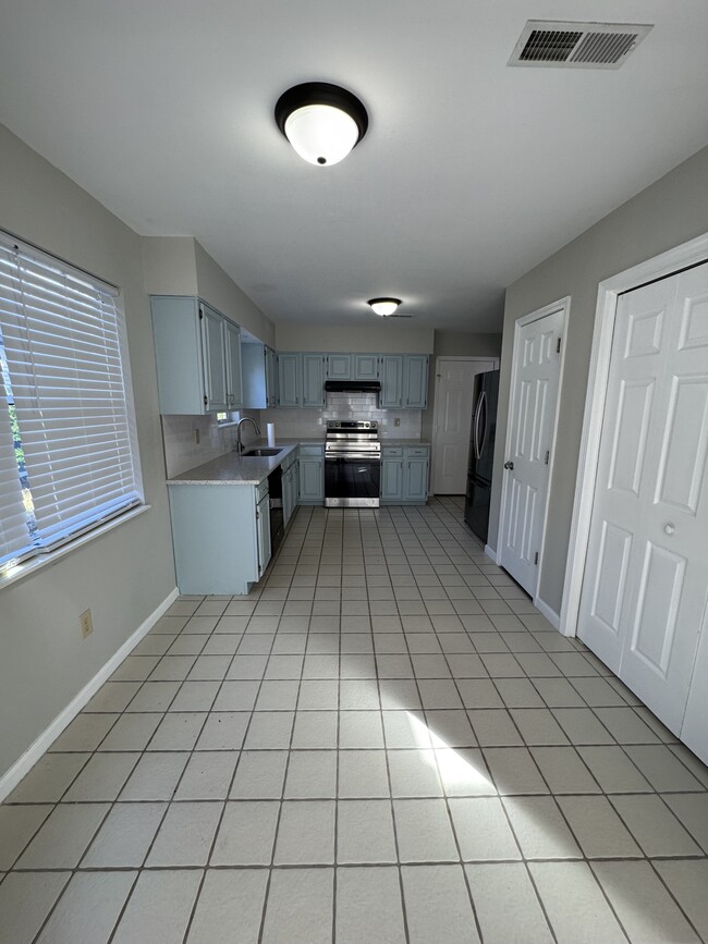 1201 Song Sparrow Ct in Murrells Inlet, SC - Building Photo - Building Photo
