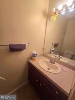 471 Stonehedge Ln in Mechanicsburg, PA - Building Photo