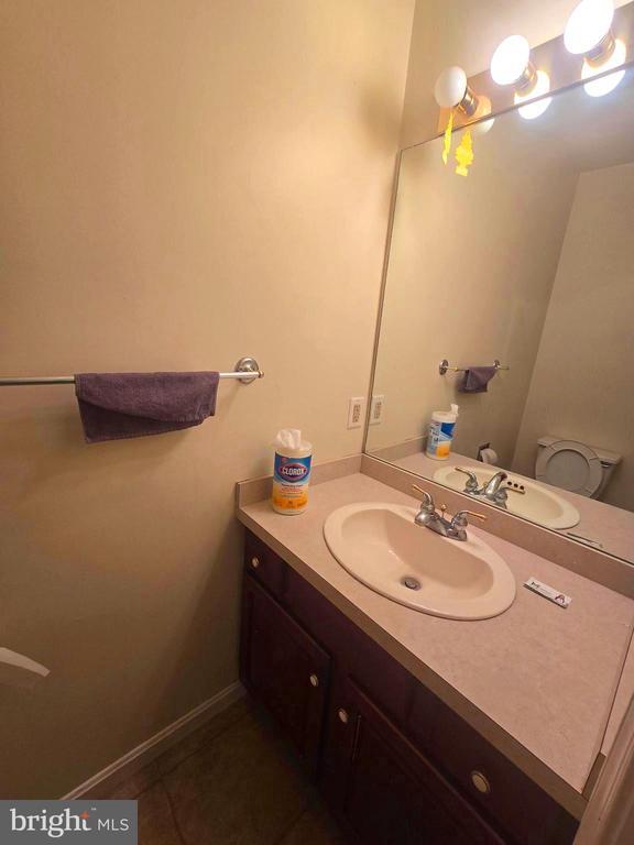 property at 471 Stonehedge Ln