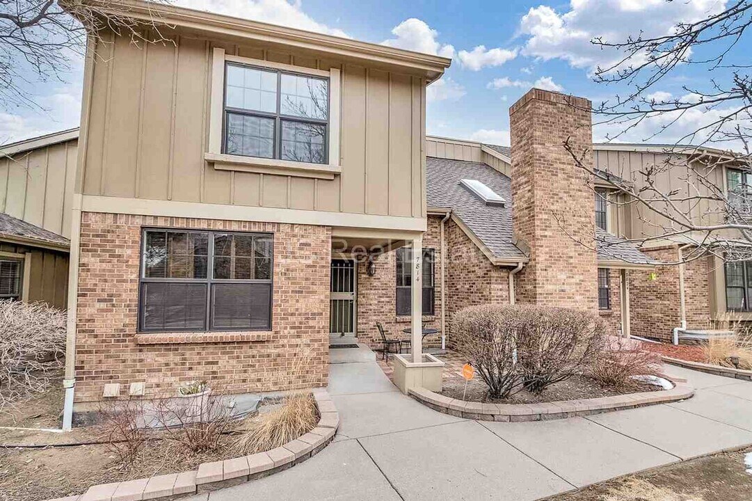 7814 E Phillips Cir in Centennial, CO - Building Photo