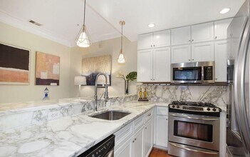 1323 Clifton St NW, Unit 11 in Washington, DC - Building Photo - Building Photo