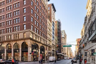 652 Broadway in New York, NY - Building Photo