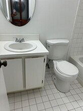 20810 NE 8th Ct-Unit -204-18 in Miami, FL - Building Photo - Building Photo