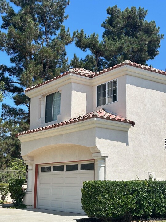 1119 Pacific Grove Loop in Chula Vista, CA - Building Photo