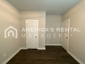 460 Ridgeview Cir in Jemison, AL - Building Photo - Building Photo