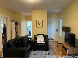 44 Gorham St, Unit 3 in Somerville, MA - Building Photo
