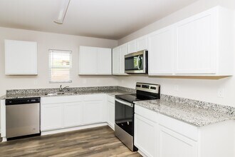 148 Jo Creek Ln in Harmony, NC - Building Photo - Building Photo