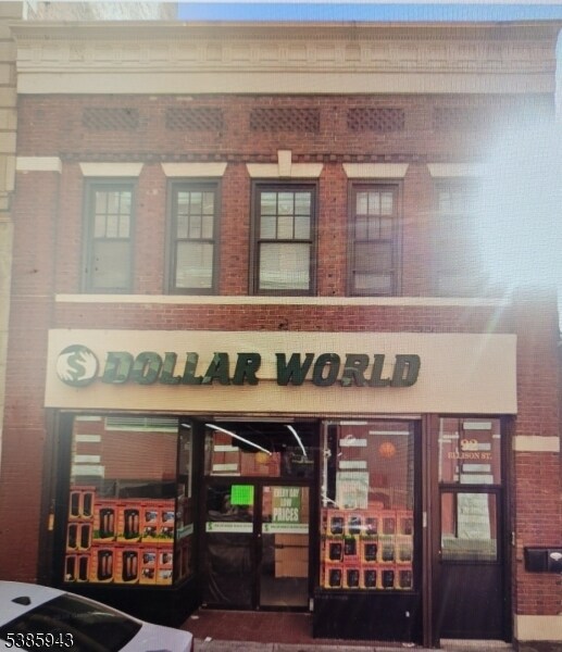 92 Ellison St in Paterson, NJ - Building Photo