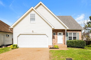 6404 Wildgrove Dr in Nashville, TN - Building Photo