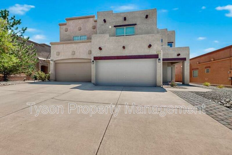 1957 Cortina Loop SE in Rio Rancho, NM - Building Photo