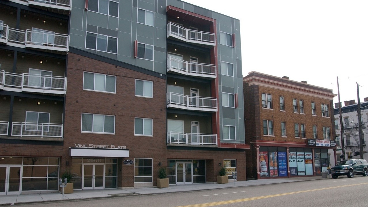 Vine Street Flats in Cincinnati, OH - Foto de edificio