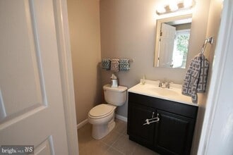 7706 Havenside Terrace in Derwood, MD - Building Photo - Building Photo