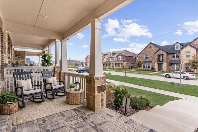 2634 Dodson St in Garland, TX - Foto de edificio - Building Photo