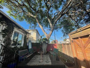 547 Brooks Ave in Venice, CA - Building Photo - Building Photo
