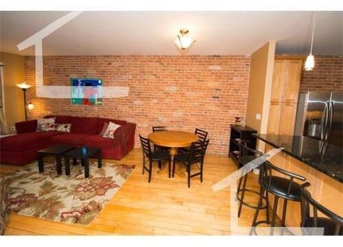 1169 Commonwealth Avenue-Unit -2 in Boston, MA - Building Photo - Building Photo