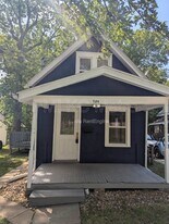 724 S Grand Ave in Independence, MO - Building Photo