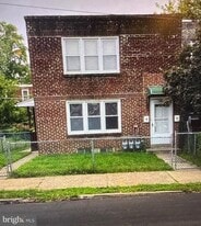 1145 Empire Ave in Camden, NJ - Building Photo