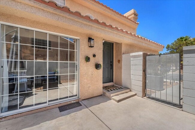 2819 Briar Knoll Dr in Henderson, NV - Building Photo - Building Photo