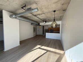 115 W Peachtree Pl NW in Atlanta, GA - Building Photo - Building Photo