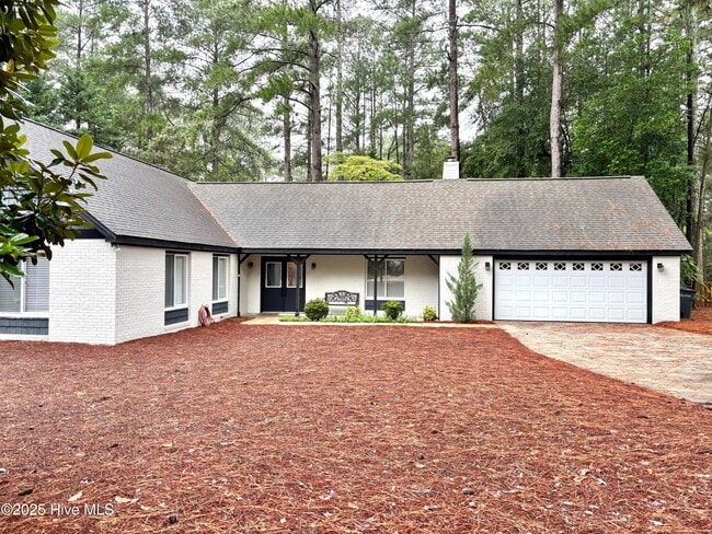 property at 140 Westchester Cir
