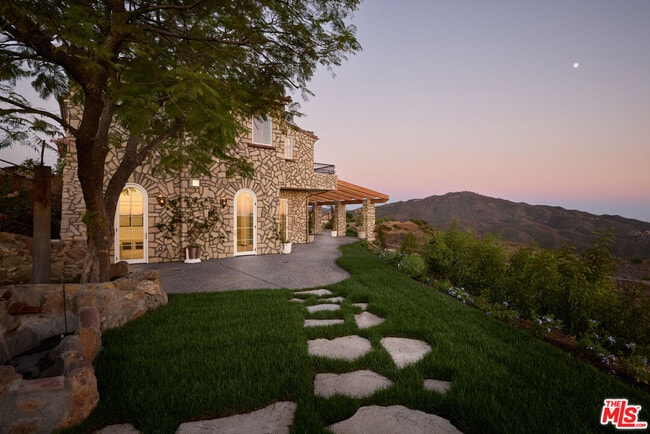 property at 33239 Mulholland Hwy
