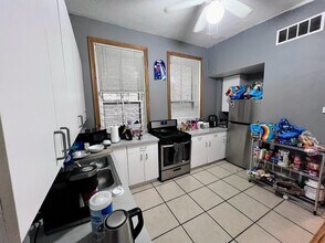 2240 N Halsted St in Chicago, IL - Building Photo - Building Photo