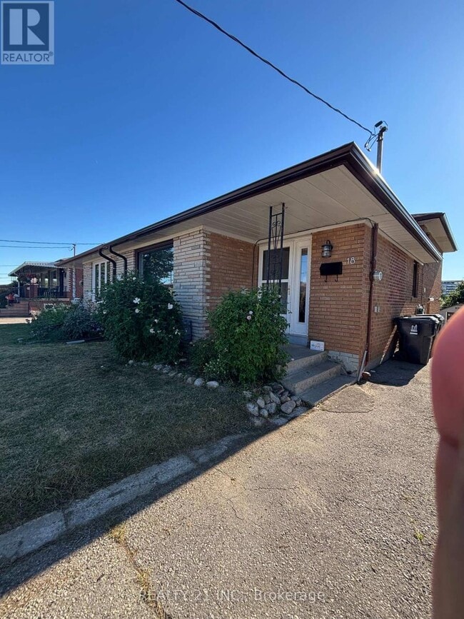 property at 18 Whitbread Crescent