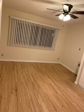 689 Snelling Ave S in St. Paul, MN - Foto de edificio - Building Photo