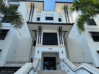 1125 Central Ave