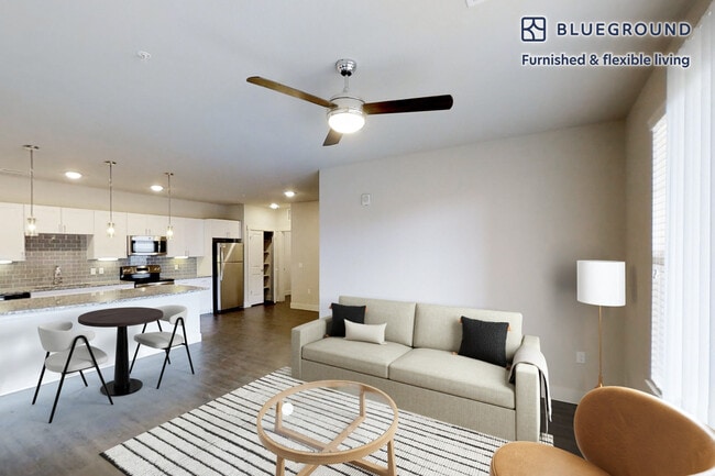 13195 W Progress Cir in Littleton, CO - Foto de edificio - Building Photo