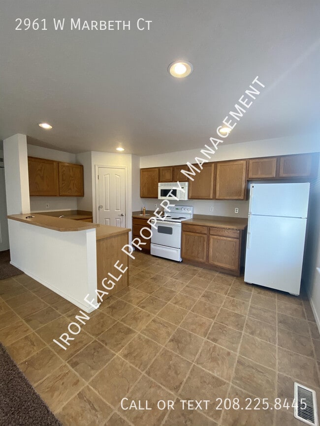 2961 W Marbeth Ct in Meridian, ID - Building Photo - Building Photo
