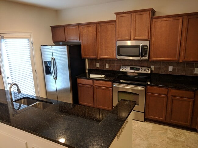 6311 Cory Bret Ln in Charlotte, NC - Building Photo - Building Photo