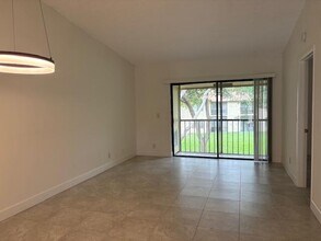 6551 Arleigh Ct in Boca Raton, FL - Building Photo - Building Photo